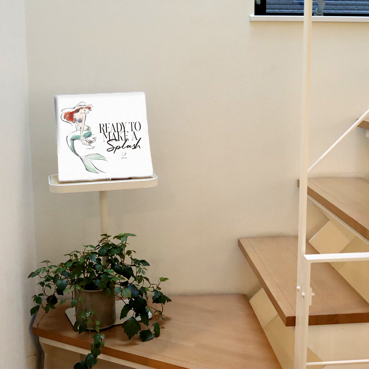 Ready to Make a Splash – アリエルのアートパネル