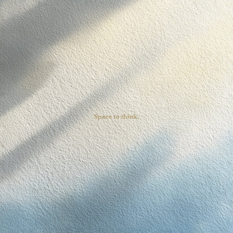 雑念を手放し、集中のスイッチを押す | 「Space to think.」