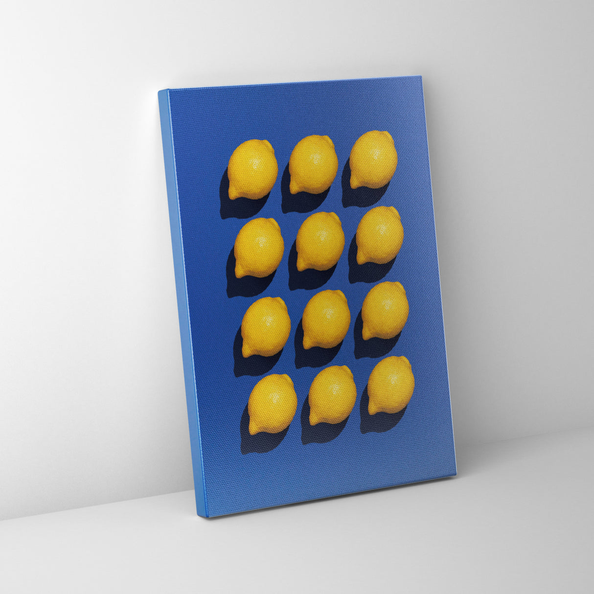 レモンの明るさ軽やかなエネルギーを注ぐ|ブルーボード・レモン