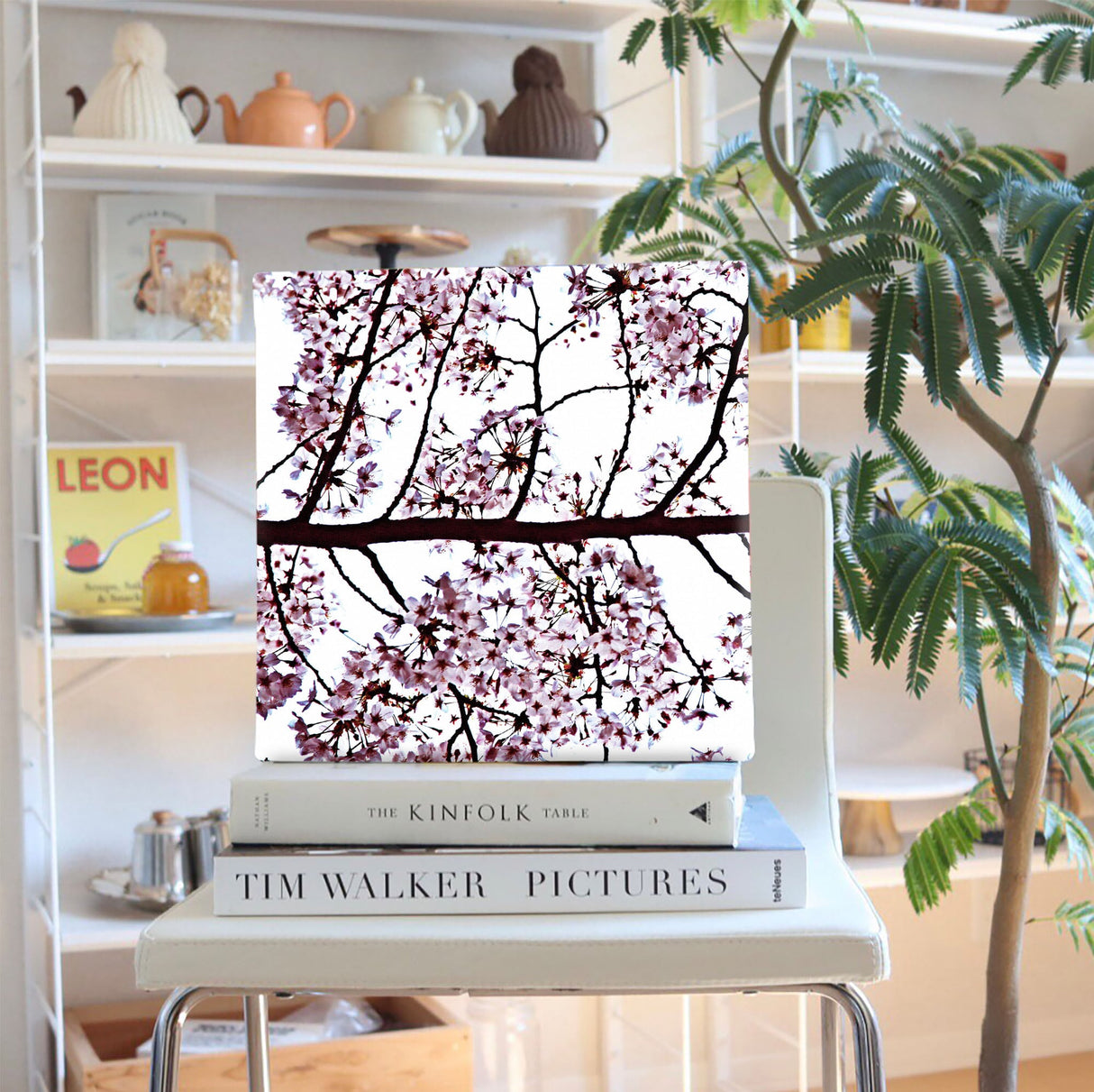 秦義之のファブリックパネル|花 アート 雑貨 hat-0005 - ArtDeli. アートパネル専門店