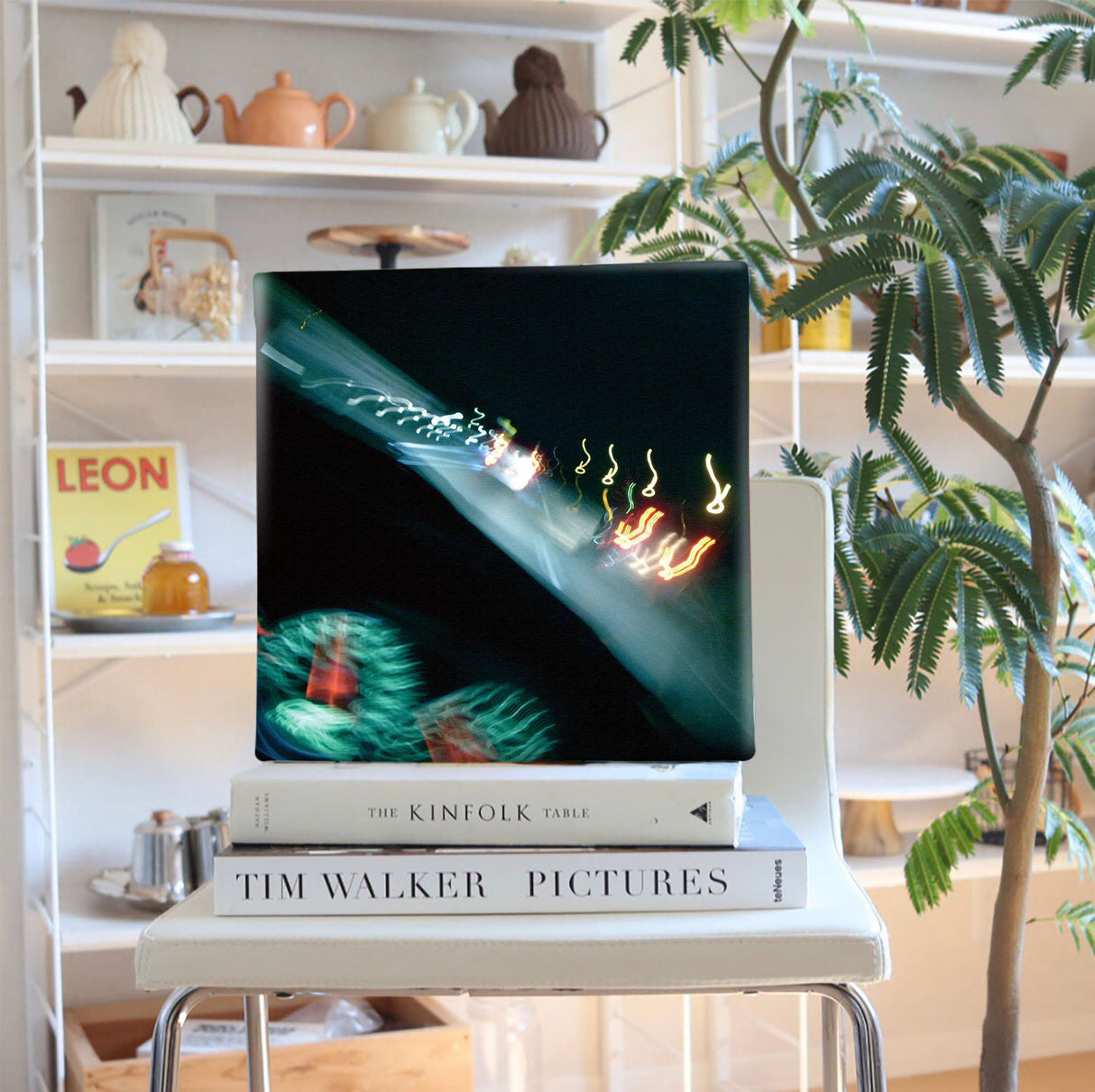 秦義之のファブリックパネル アート 雑貨 hat-0016 - ArtDeli. アートパネル専門店