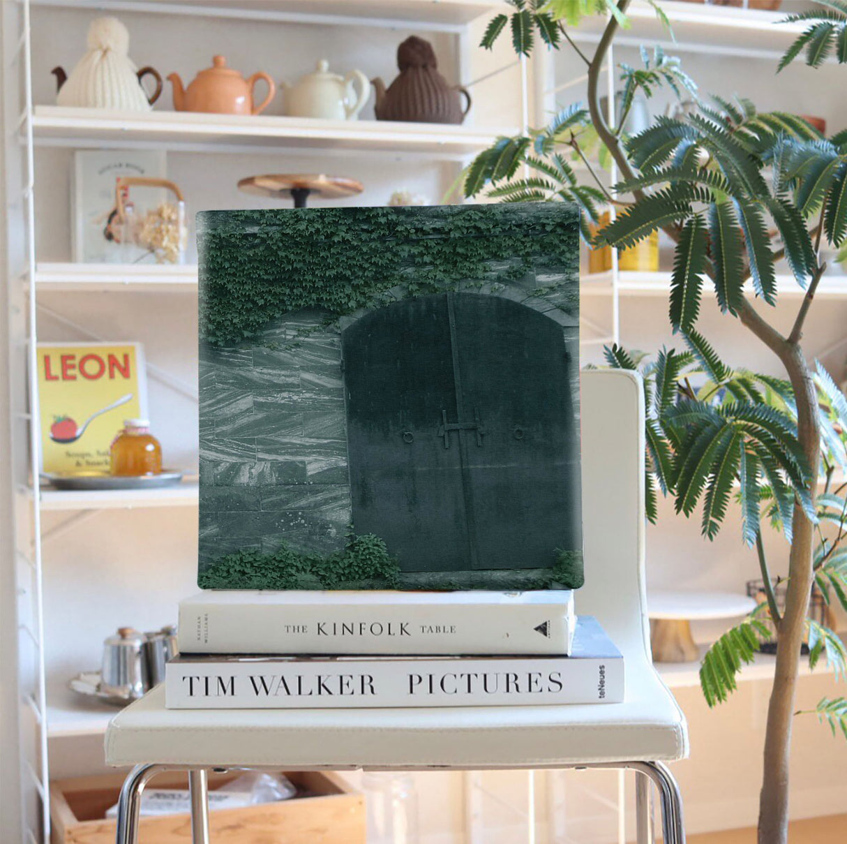 秦義之のファブリックパネル 壁掛け アート hat-0025-r - ArtDeli. アートパネル専門店