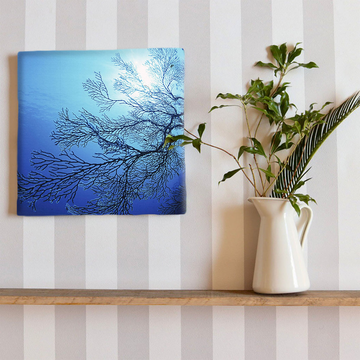 楠哲也氏が撮影したインテリア小物|水中 ポスター アート kus-0003 - ArtDeli. アートパネル専門店