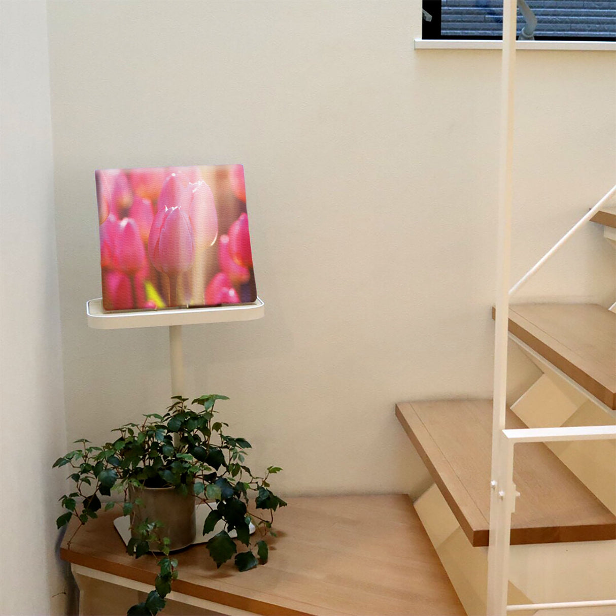 チューリップのファブリックボード インテリア雑貨 アートパネル キャンバス 花 ピンク nori-2005-002 - ArtDeli. アートパネル専門店