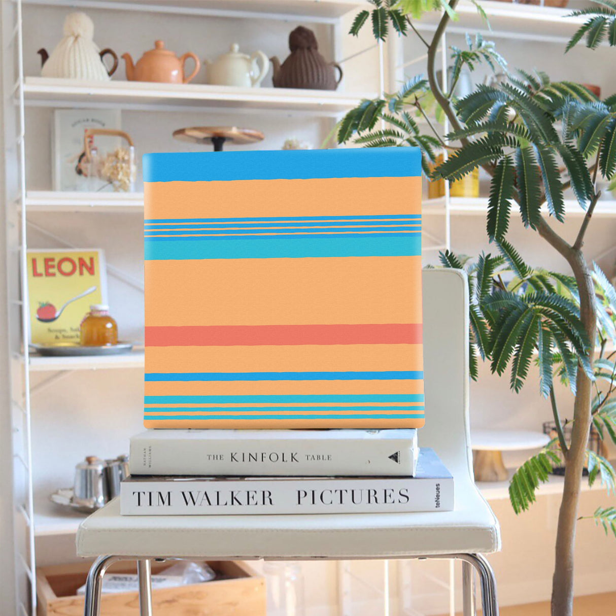 ボーダーのカラフルなインテリア小物 一人暮らし インテリア pat-0057