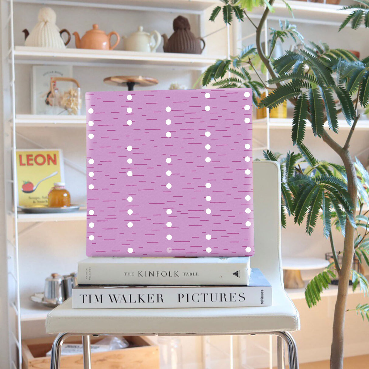 紫色の水玉モチーフ・インテリア小物 壁掛け アート pat-0110