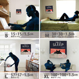 まどろみに誘う、眠りの番猫がそっと見守る – スリープ・キャット – Sleep Cat