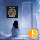 まぶたの奥にやわらかな余白がひろがり、眠りへと沈んでいく – 月面の静謐 – Lunar Serenity